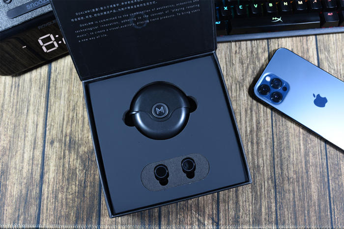 可以当指尖陀螺的蓝牙耳机,可以唱歌的指尖陀螺