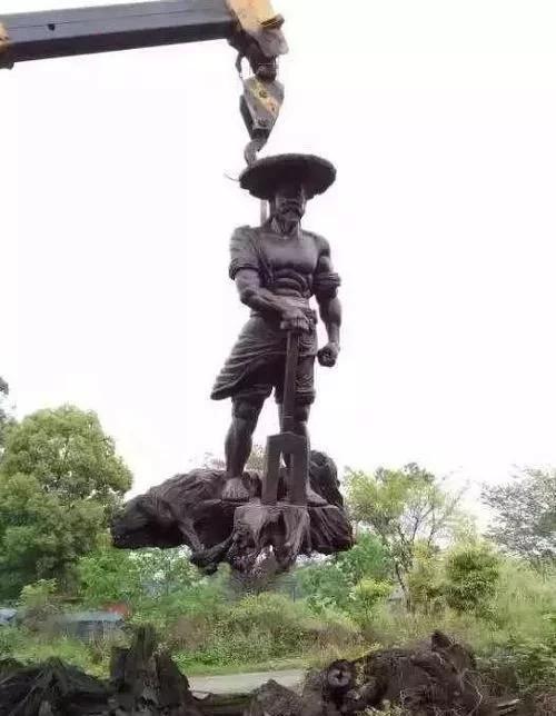 民间高手野外生存建造木屋,民间高手打造千万豪车