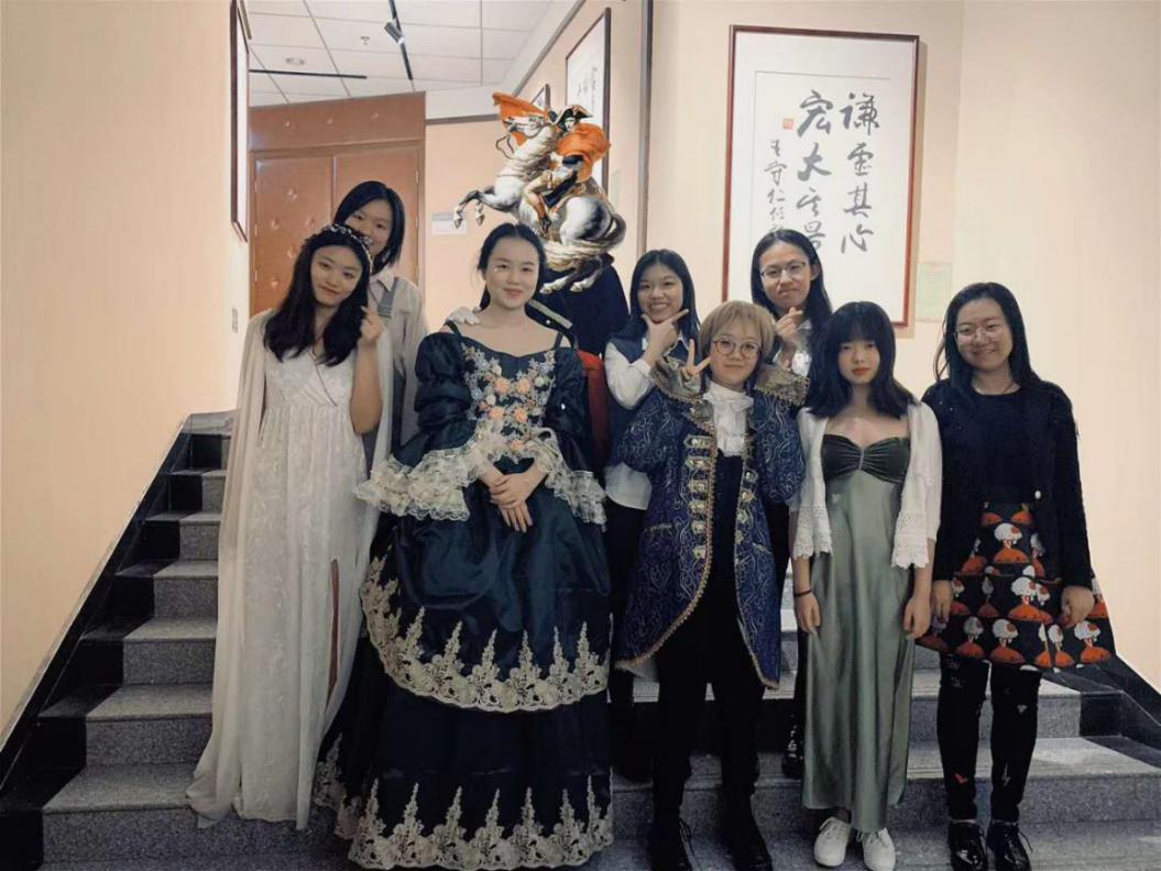 国际视野家国情怀,国际视野与本土情怀