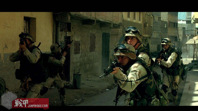 美国黑鹰战机坠落视频,黑鹰坠落最震撼视频