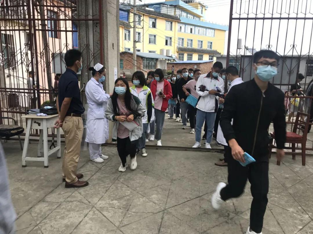 2022高考现场云南直播,红河州高考点