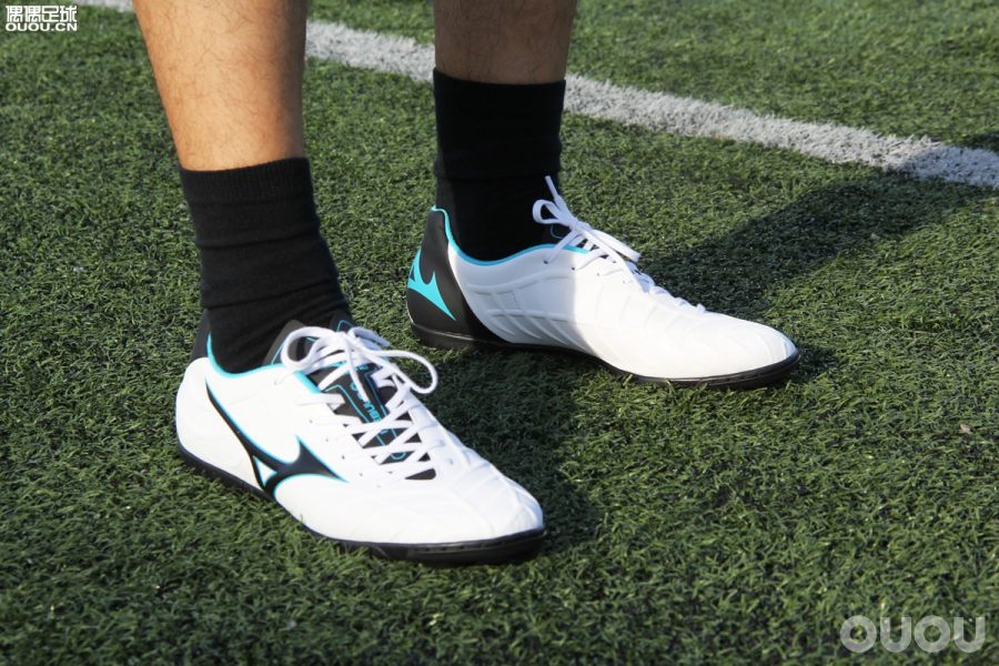 美津浓rebulav3ag,美津浓rebulav2和v3的区别