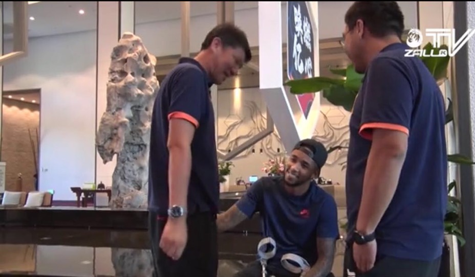 拉斐尔对阵永昌赛前训练受伤将返回巴西康复今早离开赛区酒店