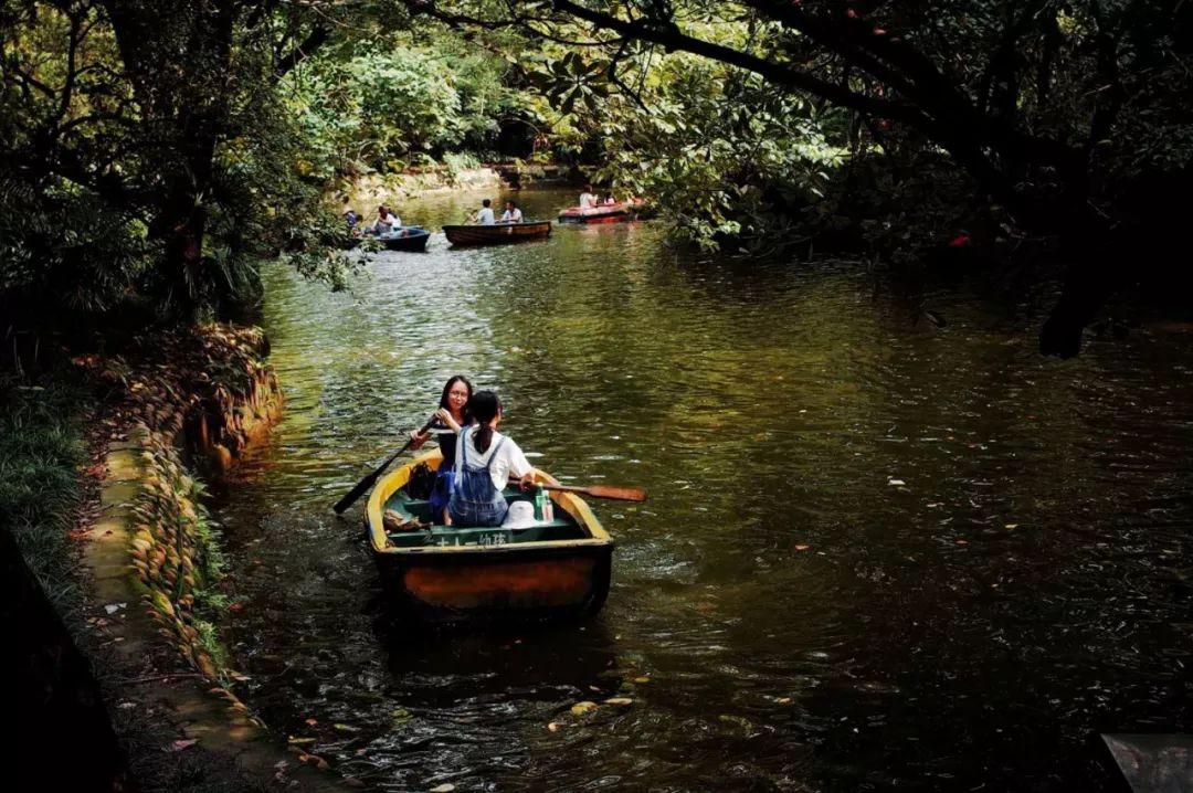 鍚愯鏁寸悊鎴愰兘鍛ㄨ竟,鍚愯鎬荤粨璧剁揣鏀惰棌