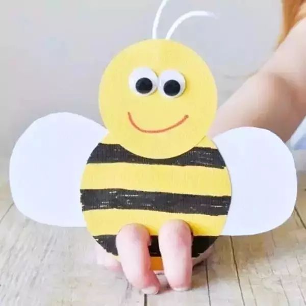 4-6岁幼儿园手工作业火箭,幼儿园作业手工做房子怎么做