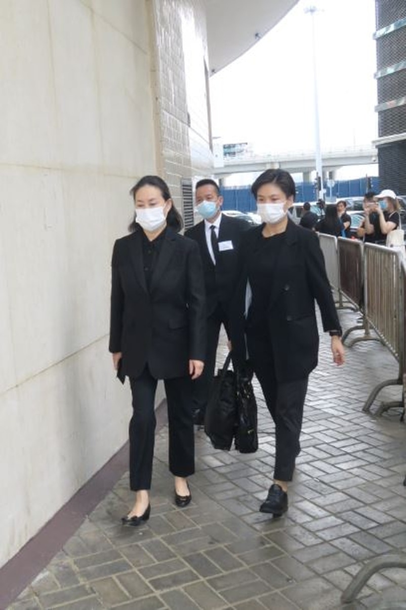 奚梦瑶手拿包,奚梦瑶秀包包