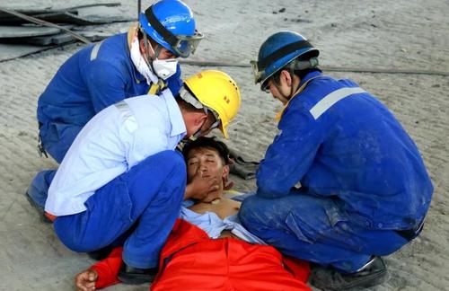 极地冰盖熔化会造成什么样,南北极冰盖熔化海平面会升高多少