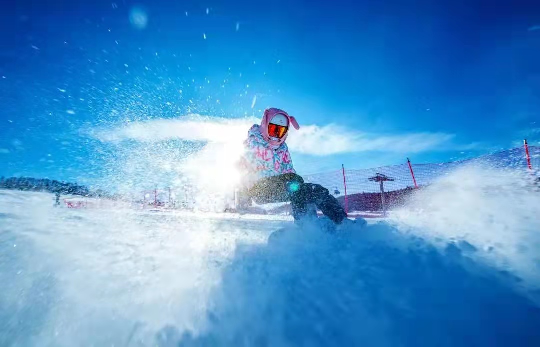 济南卧虎山滑雪场门票多少钱,济南滑雪场滑雪攻略