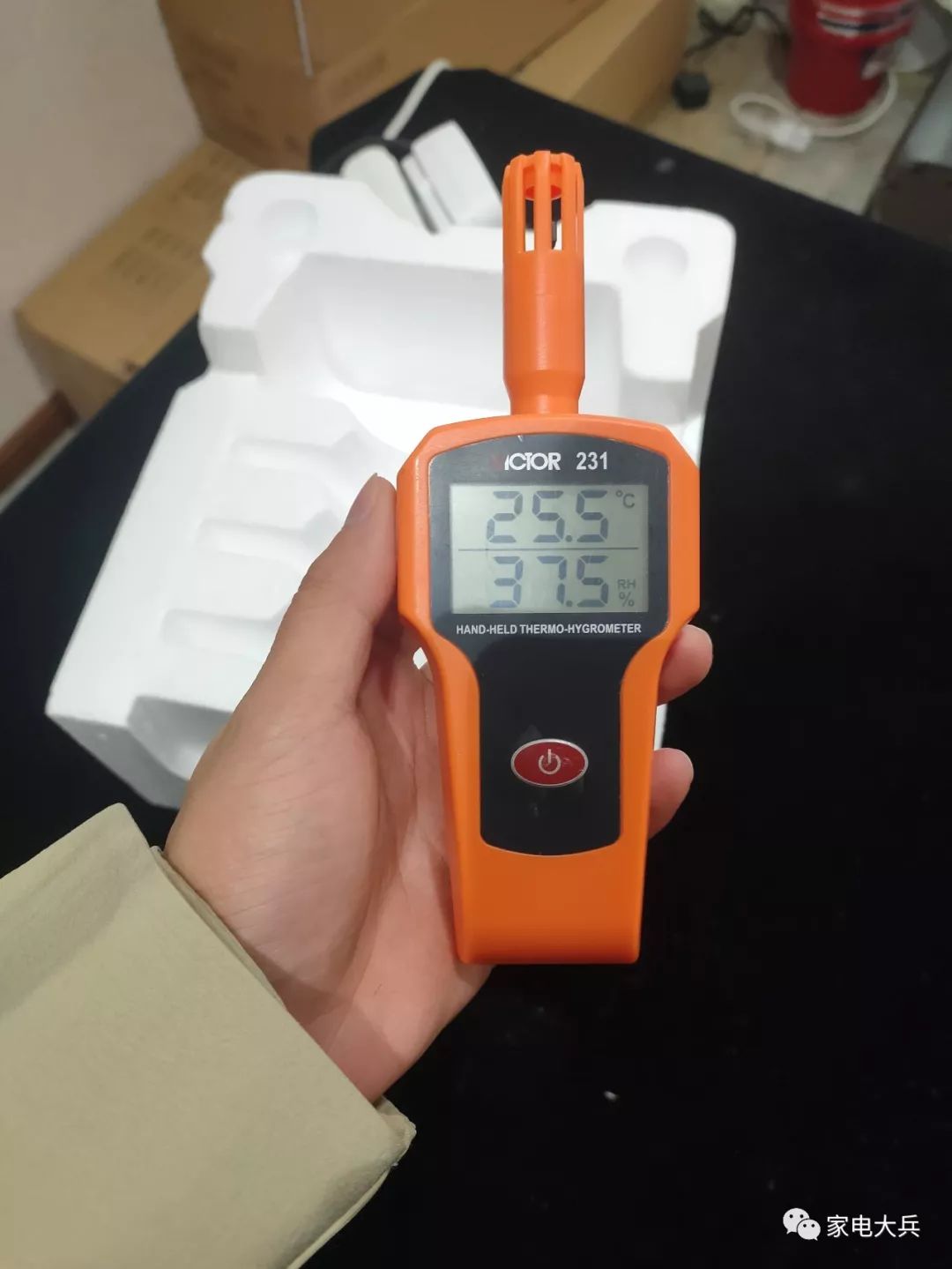 格力电热油汀取暖器拆解测评,美的油汀和先锋取暖器哪个好