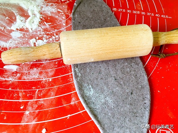 神秘的面包,黑米椰蓉五谷杂粮饼