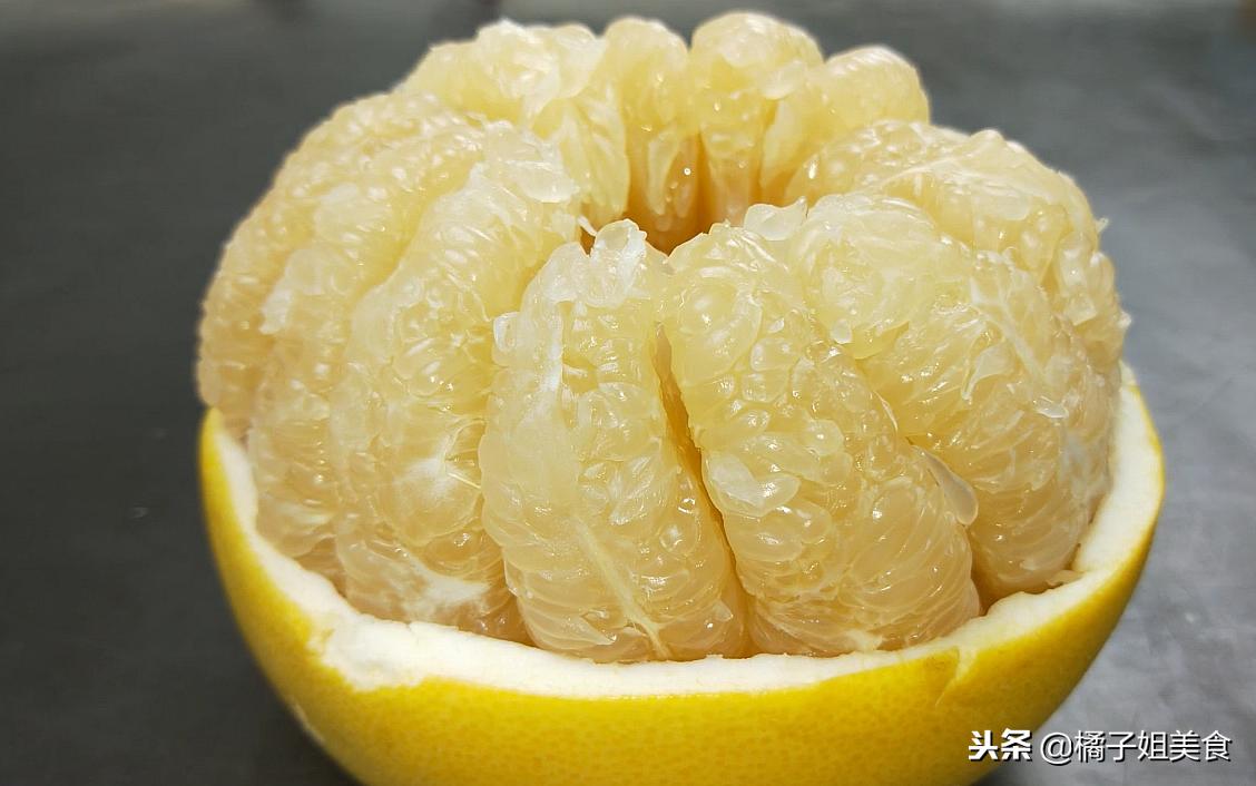 柚子好看又好吃的方法,柚子最好吃法
