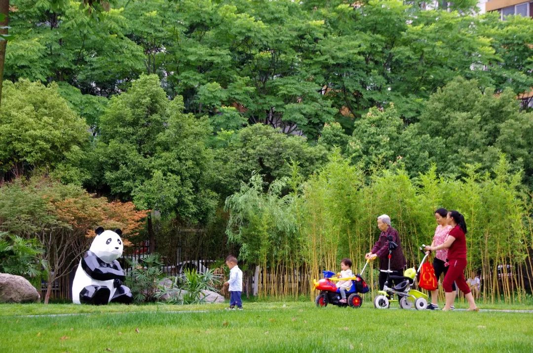 成都城市绿道,成都被山包围