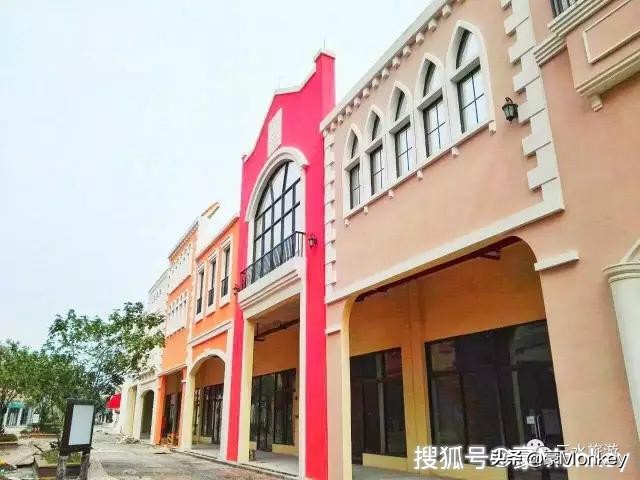 三水奥特莱斯探秘,新昌奥特莱斯是佛罗小镇吗