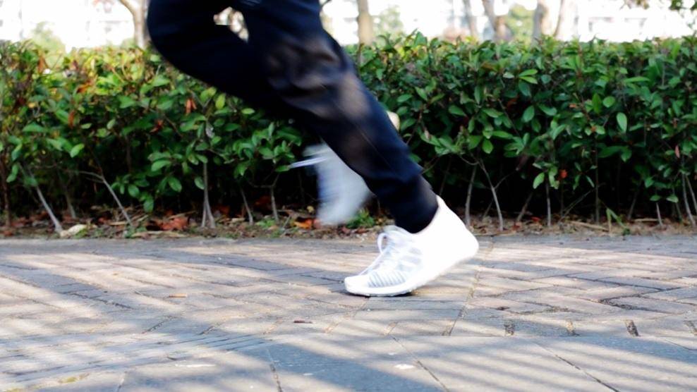 耐克zoom阿迪boost测评,阿迪boost与耐克zoom对比