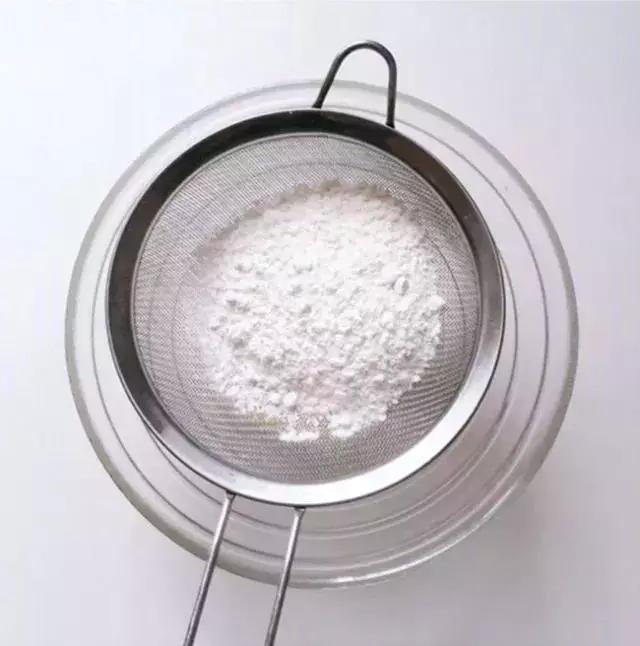 金牌育儿嫂爱做的3种蒸蛋糕,金牌育儿嫂宝宝三个月视频