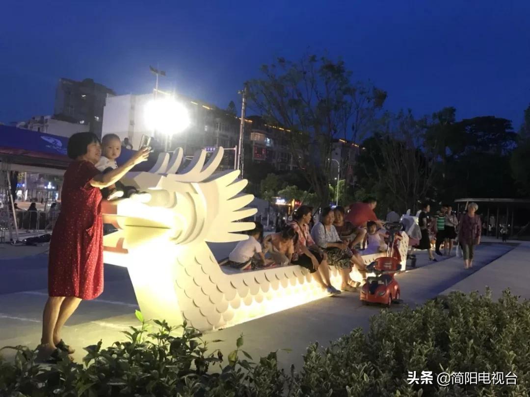 回眸2019年跨越2020,回眸2019国庆
