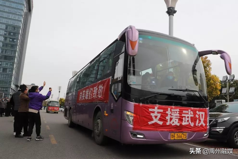 “我愿意”！这就是“白衣战士”的宣言，每个人为之动容