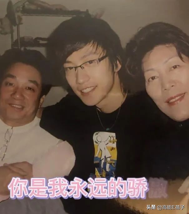 乔任梁离世5年，妈妈长期因相貌和想念儿子被网暴，回应让人心疼