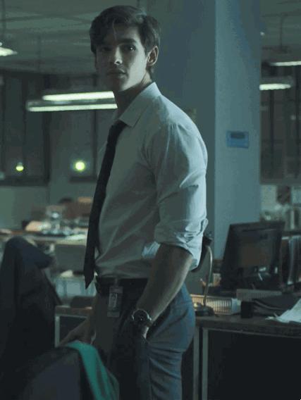 安利一部DC首部原创美剧——《泰坦》第一季