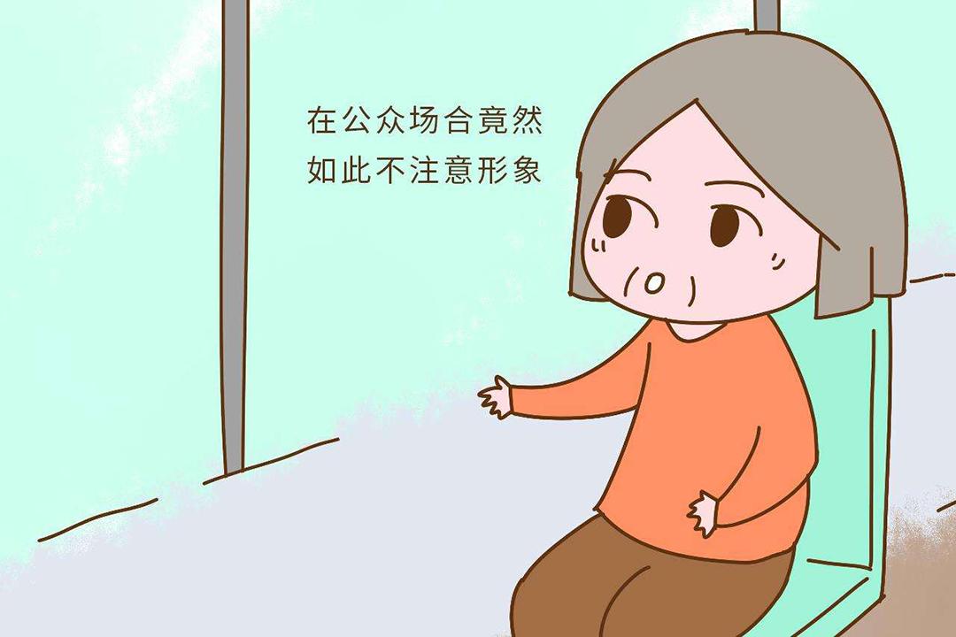 公交车上哺乳被大爷指责后续,宝妈公交车斥责女子