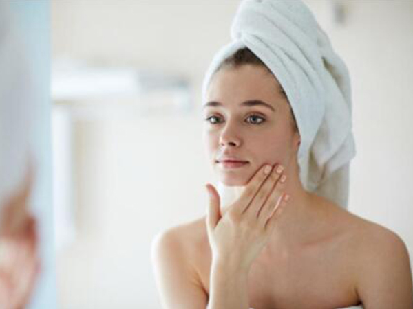 肌肤敏感该如何修复,肌肤发红敏感肌肤怎么改善