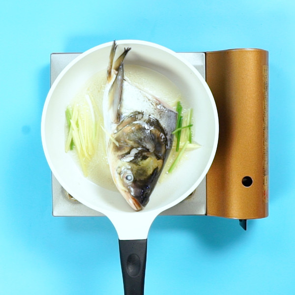 豆腐鱼头汤怎么做才没有腥味,鲤鱼鱼头汤怎么做不会有腥味