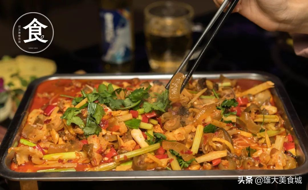 烧烤季，来雄大烤吧造起来！这世界没有人，能够拒绝烧烤的诱惑