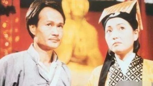 八两金评论周星驰视频原版,八两金周星驰的评价