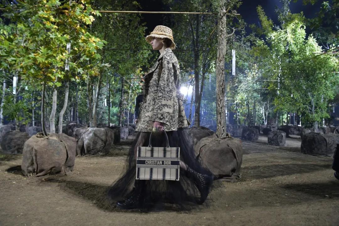 乔丹收购茵宝股份,乔丹收购茵宝价格