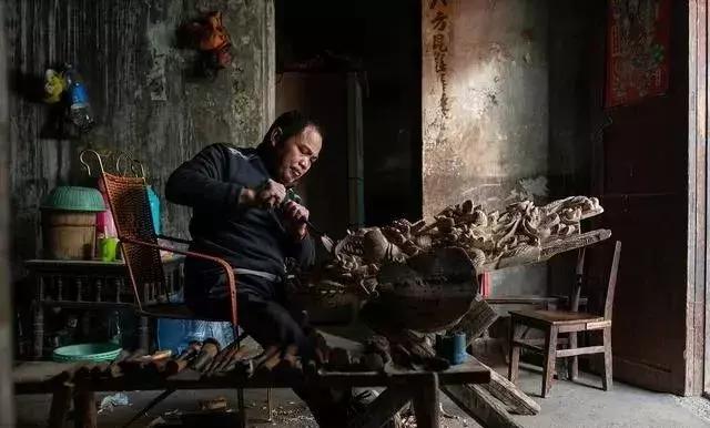 残疾人超励志成功逆袭,拒绝卖惨反倒感恩自己