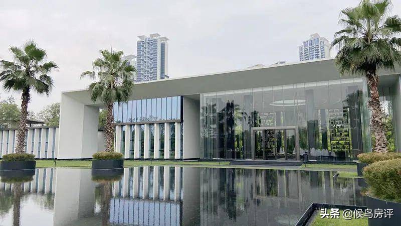 1000万可以买到什么豪车,1000万可以买到怎样的别墅