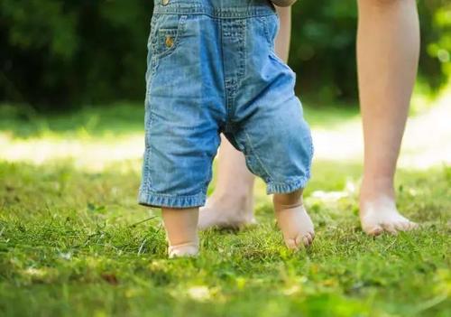 孩子认生家长难带,孩子认生怎么办一直哭