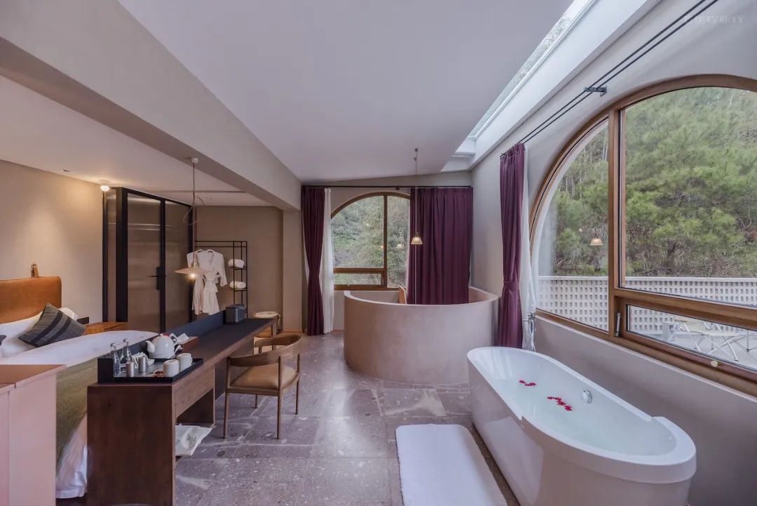 黄山碧桂园凤凰酒店附近民宿,黄山鹿鸣谷温泉度假民宿门票