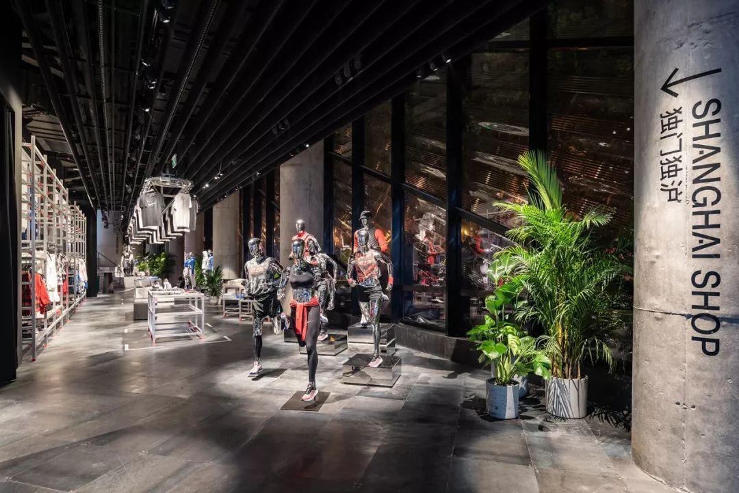 nike上海001抽鞋,魔都打卡新天地