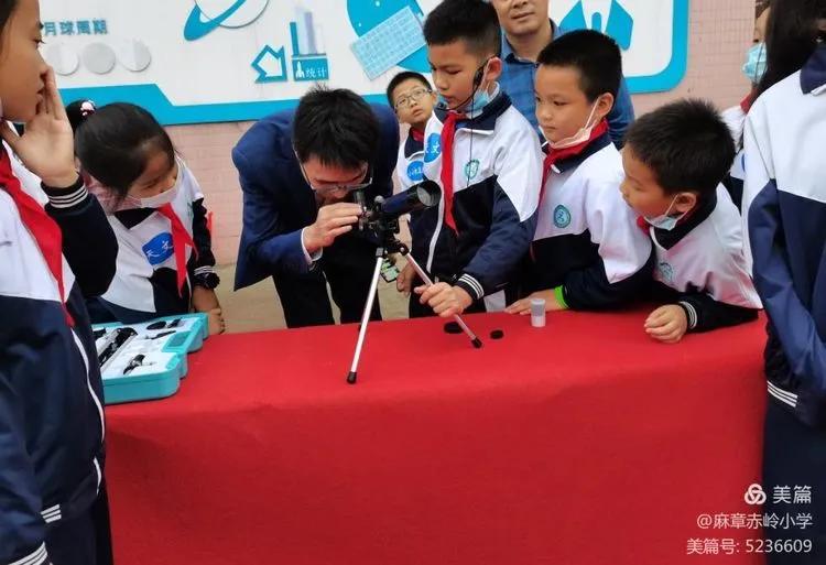 筑梦校园科技节,科技节主题科技筑梦想创新赢未来