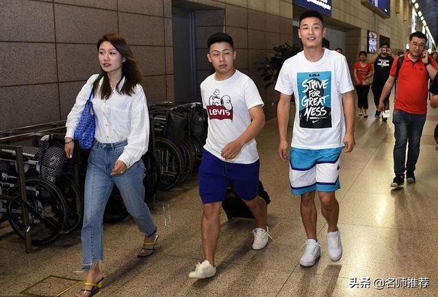 武磊获得西甲金靴奖,武磊获中国金球奖