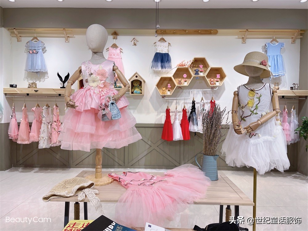 现在开实体童装店能挣钱吗,做童装怎样开童装店生意会火爆
