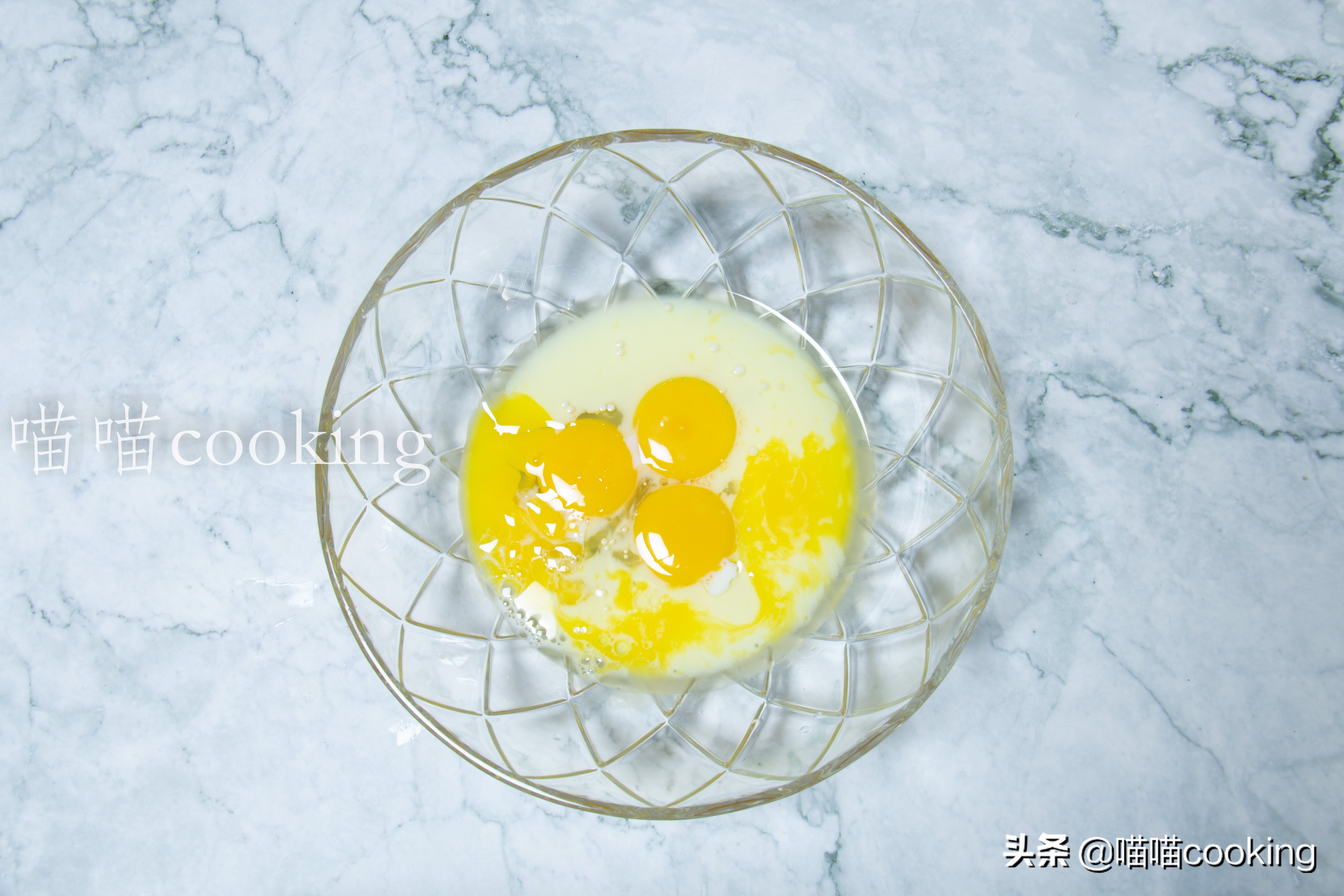 君之烘焙奶油杯子蛋糕的做法,杯子蛋糕制作全过程教程