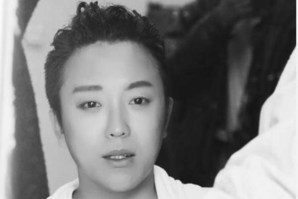 李玉刚出家当和尚没,李玉刚当和尚现状