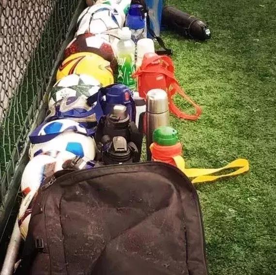 以小见大从小事才能看到大素质,怎么从小培养孩子的足球能力