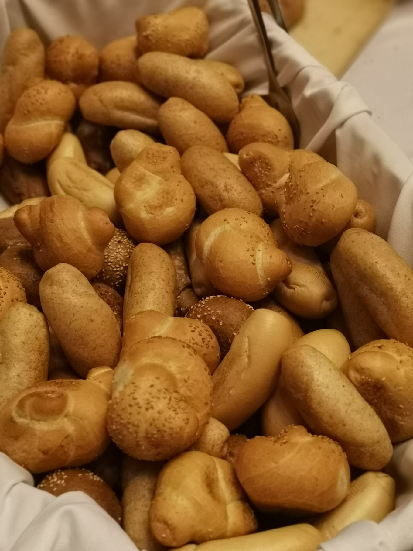 中欧旅游攻略多瑙河,中欧览秀城美食