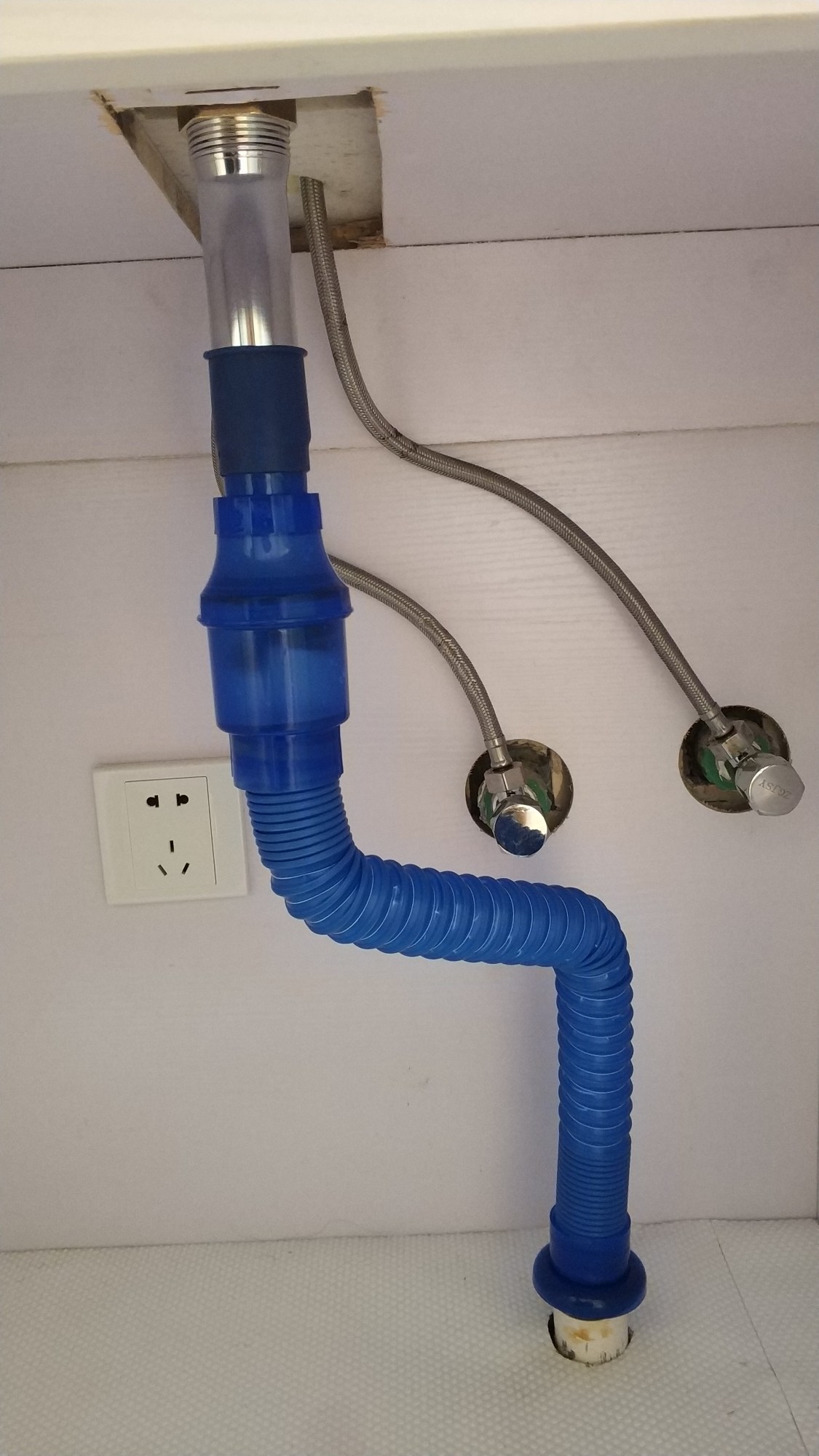厨房厕所水槽总是堵塞,厨房洗手盆水槽堵塞