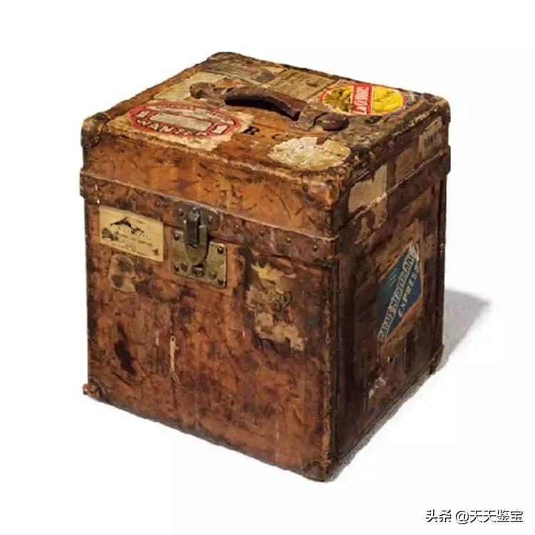 为什么lv包最受欢迎,为什么lv包包都要预定