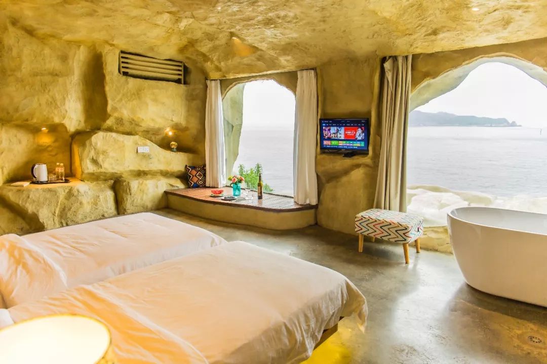 中国版圣托里尼，就在南麂岛！住一次悬崖洞穴酒店