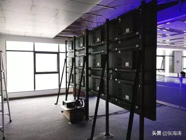 一万没赚到还花几万,拼接大屏幕支架规范