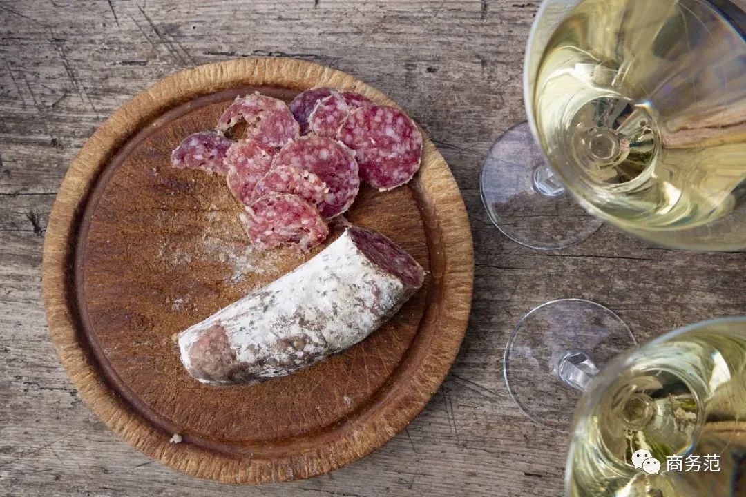 世界最好的起泡酒,列举三款世界最著名的起泡酒