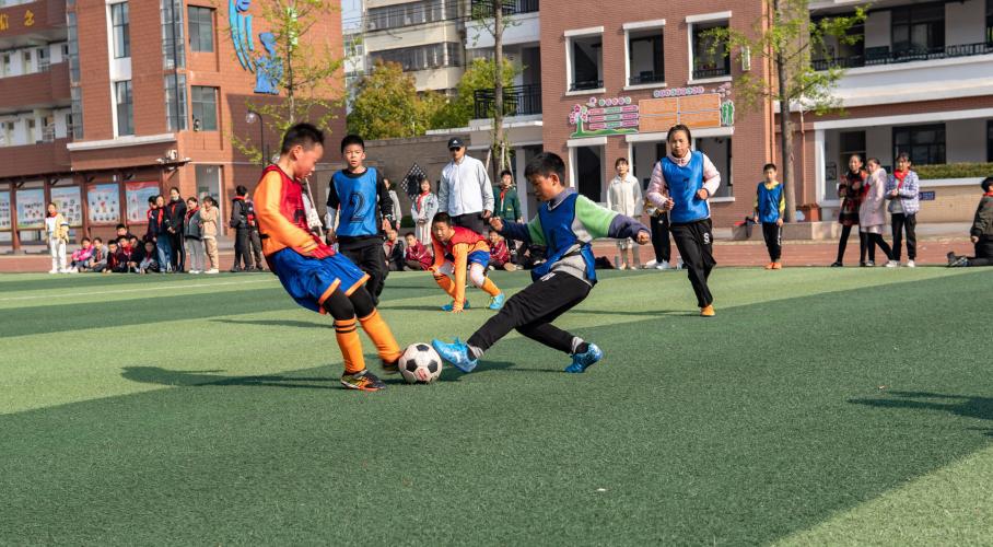 淮滨足球比赛小学生,淮滨县实验学校足球比赛