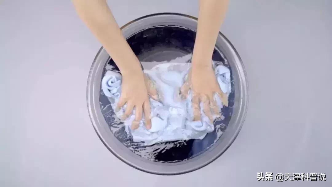 毛衣扎人用蒸锅蒸行吗,毛衣扎人咋办
