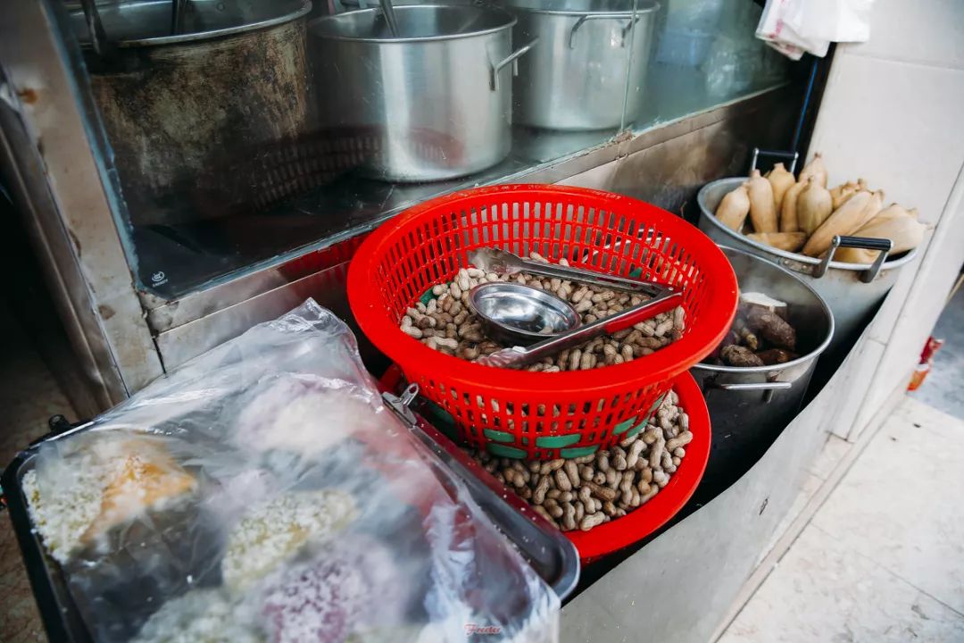 海南人有一套完整的消暑List，这其中绝对少不了吃糖水