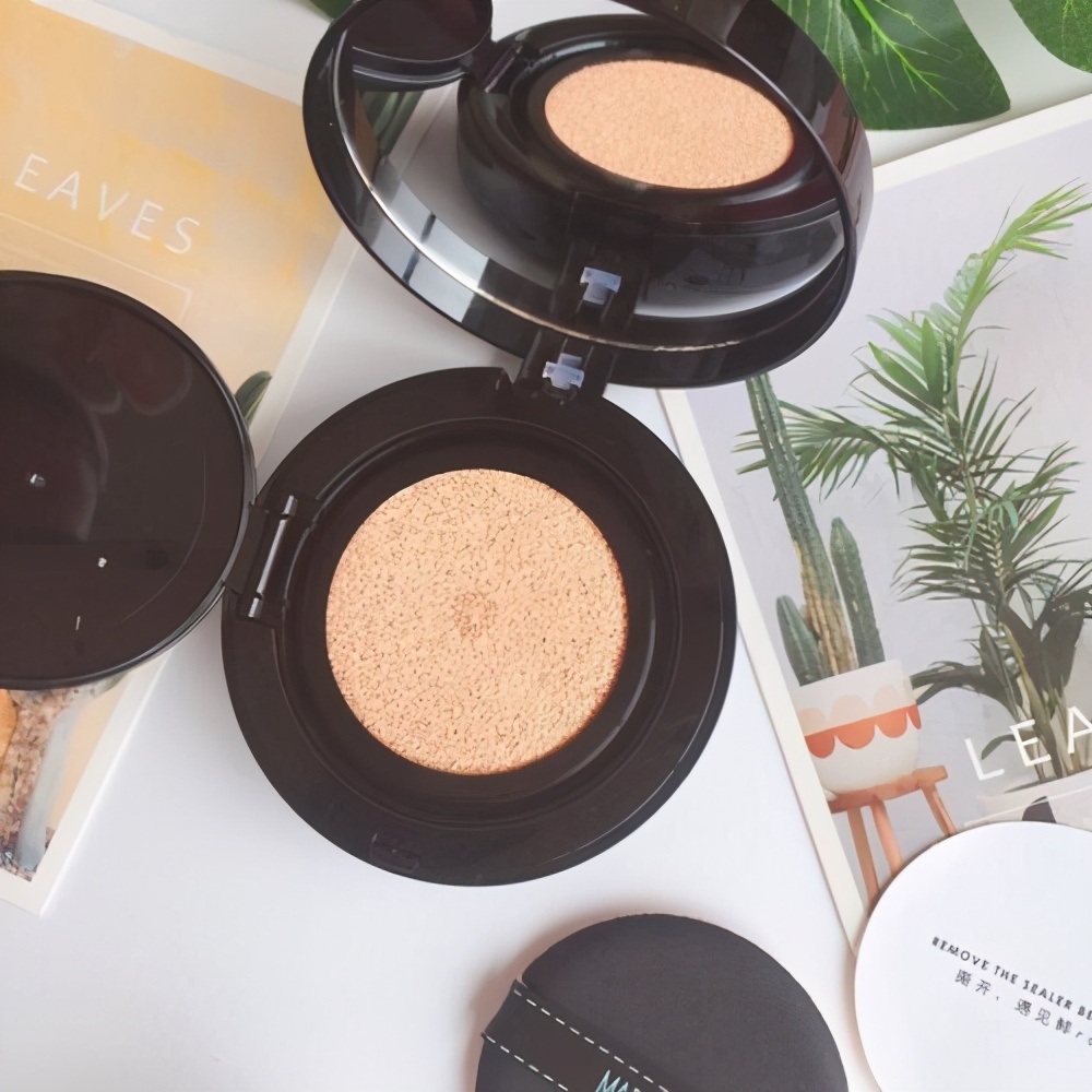 气垫推荐公认好用第一名阿玛尼,推荐4款不脱妆的大牌气垫